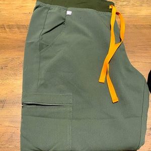 Figs, Zamora Jogger Scrub Pant, Moss Green
